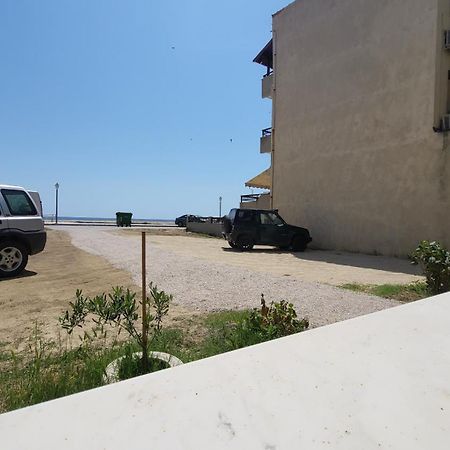 House Spanos Sarti Exterior foto