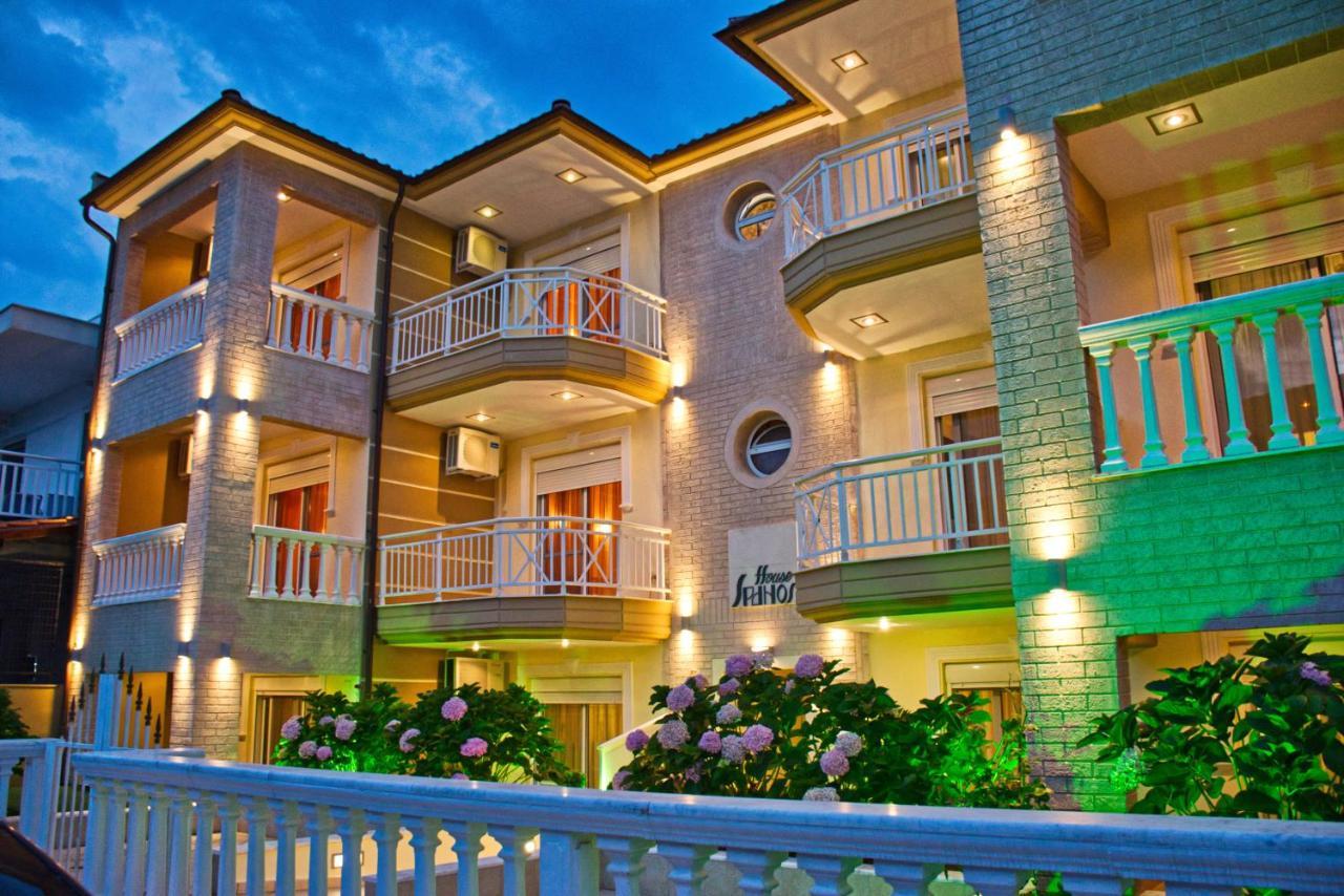 House Spanos Sarti Exterior foto
